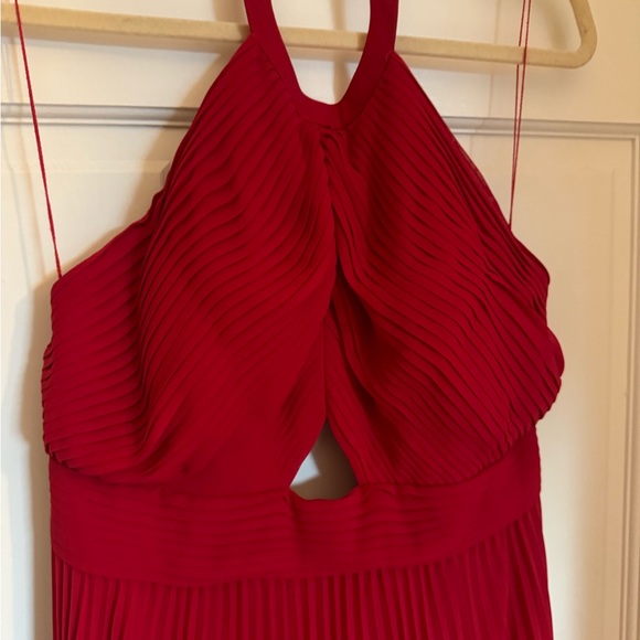 Aidan Mattox Red halter pleated gown 10 - Picture 3 of 7